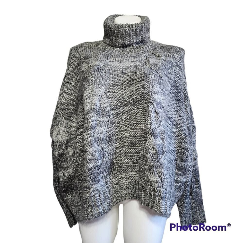 J.O.A Los Angeles oversized gray cable knit sweater cozy